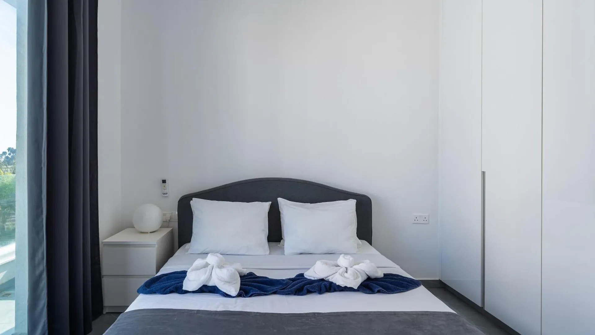 By The Beach Villa 11 Protaras